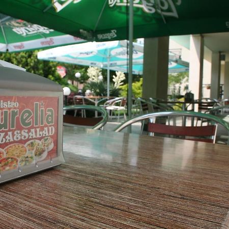 Family Hotel Aurelia Pantai Sunny Luaran gambar