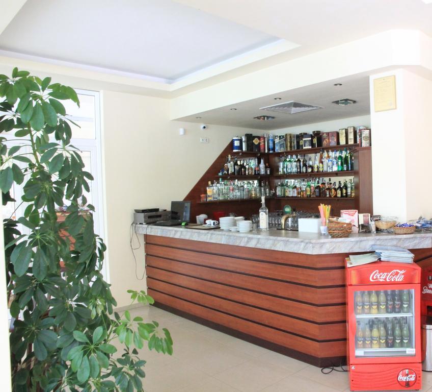 Family Hotel Aurelia Pantai Sunny Luaran gambar