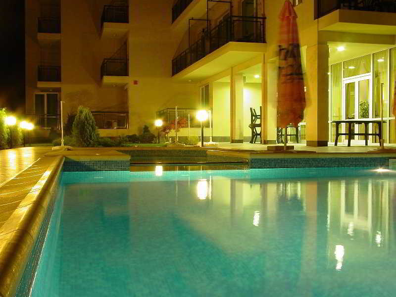 Family Hotel Aurelia Pantai Sunny Luaran gambar